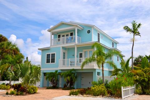 A beautiful Florida house near the beach