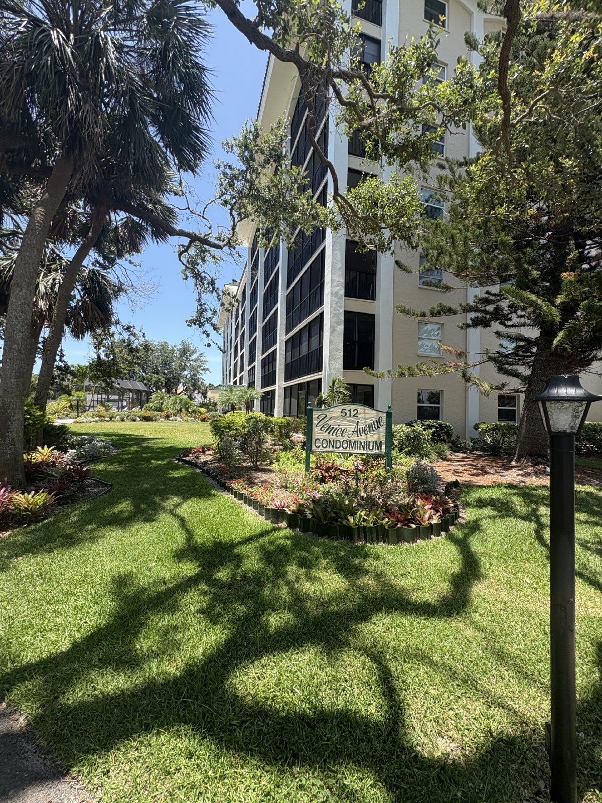 512 W. Venice Ave. #102